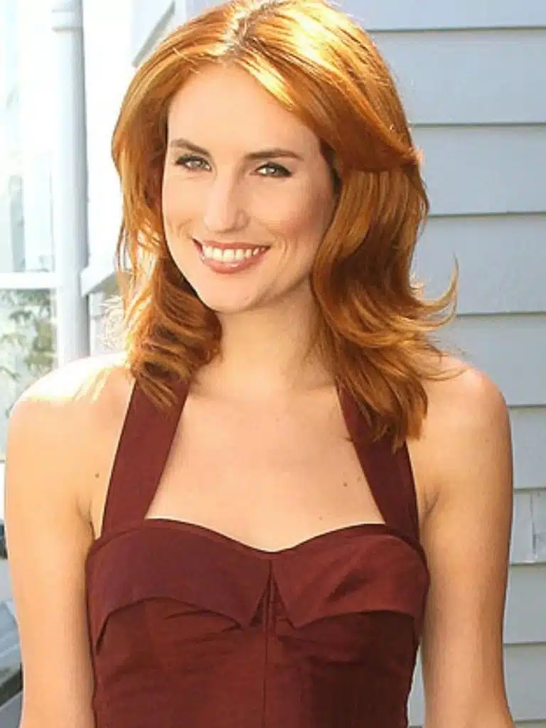 Samantha Hayes Biography: Wiki, Age, Career, Height, Weight, Husband, Net Worth & More